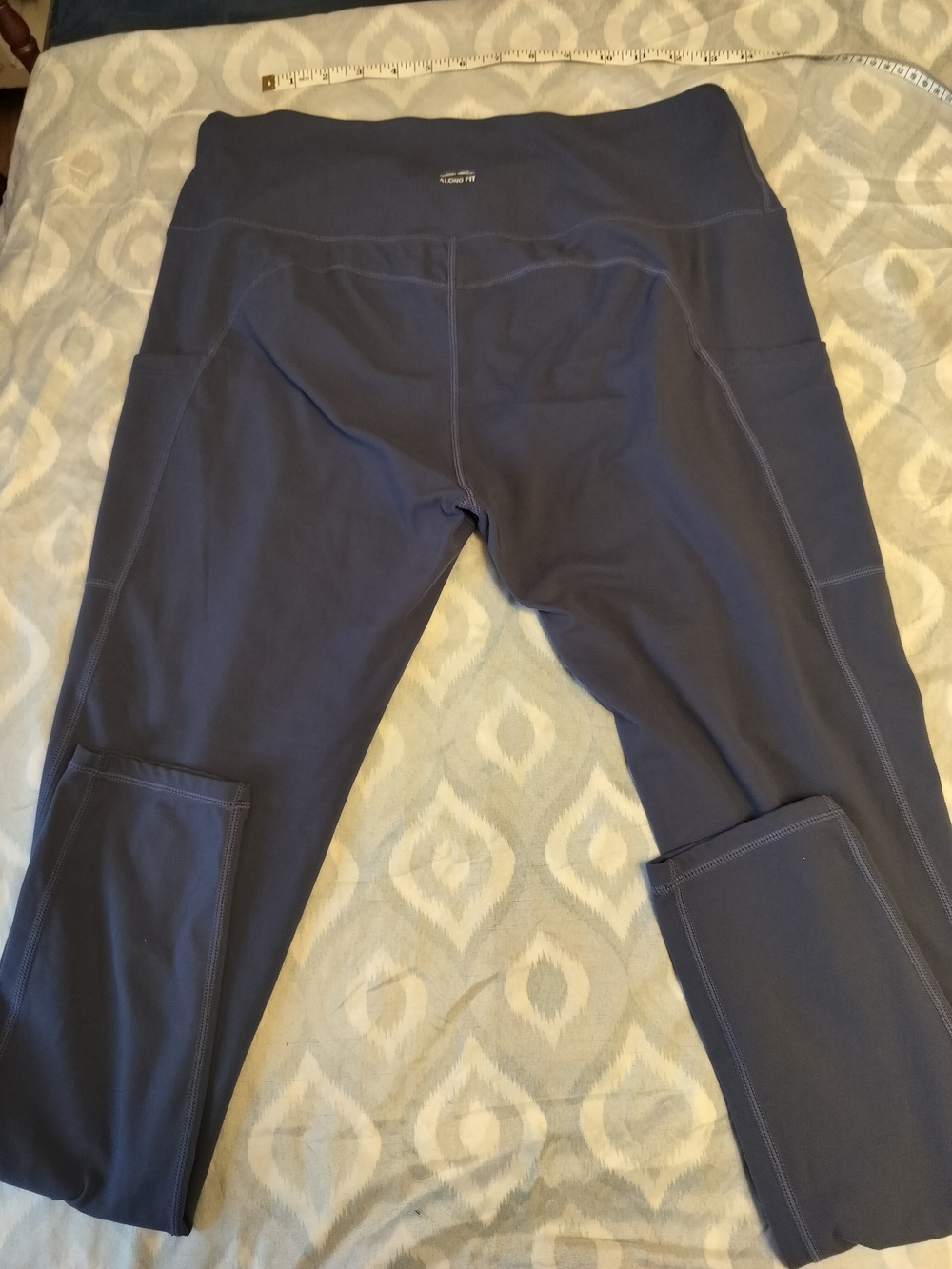Dark lavendar Workout Leggings with Side Pockets